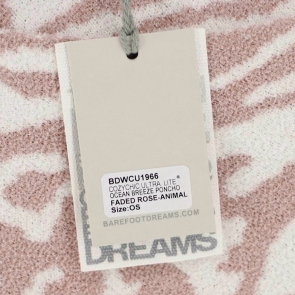 Barefoot Dreams CozyChic Ultra Lite Ocean Breeze Poncho - Picture 2 of 4